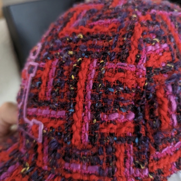 YSL Tweed Cap - Picture 11 of 13